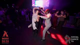 Mouaze Konaté & Isabelle Manzanares - social dancing @ Amsterdam International Salsa Festival 2019