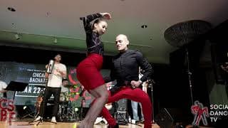 Adolfo Indacochea & Amneris Martinez - social dancing @ Chicago Salsa \u0026 Bachata Festival 2019