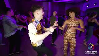 Veronica Lopez & Veronica Lopez - social dancing @ World Stars Salsa Festival 2022