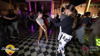 Steffi de Leeuw & Vera Zawadzki - Social Dancing | Salsa Sunrise Party 2019